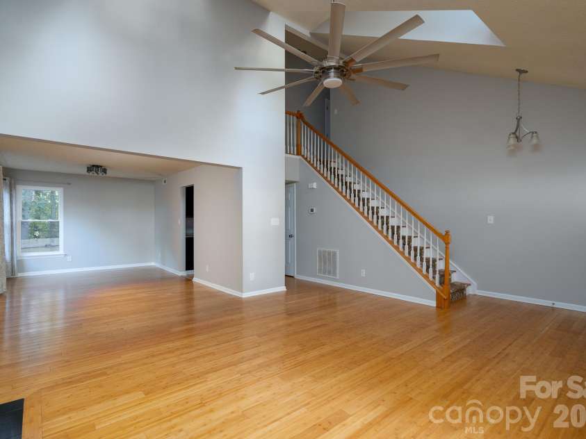 5418 Groveton Court, Charlotte, NC 28269.  MLS# CAR4433479, YatesRealty ID 57393. 