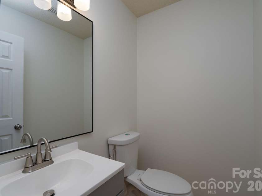 5418 Groveton Court, Charlotte, NC 28269.  MLS# CAR4433479, YatesRealty ID 57393. 