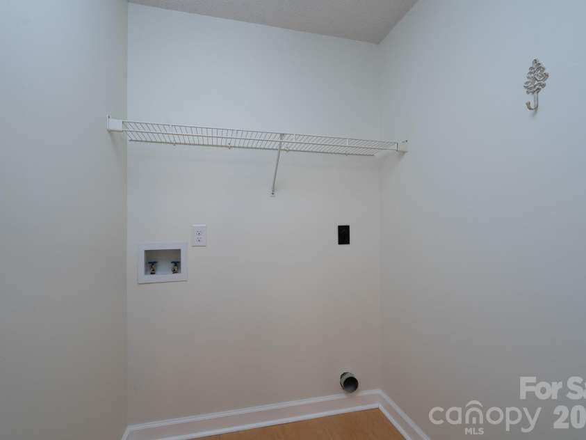 5418 Groveton Court, Charlotte, NC 28269.  MLS# CAR4433479, YatesRealty ID 57393. 