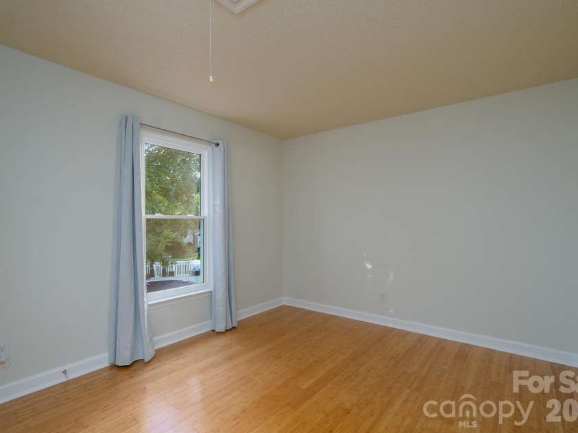 5418 Groveton Court, Charlotte, NC 28269.  MLS# CAR4433479, YatesRealty ID 57393. 