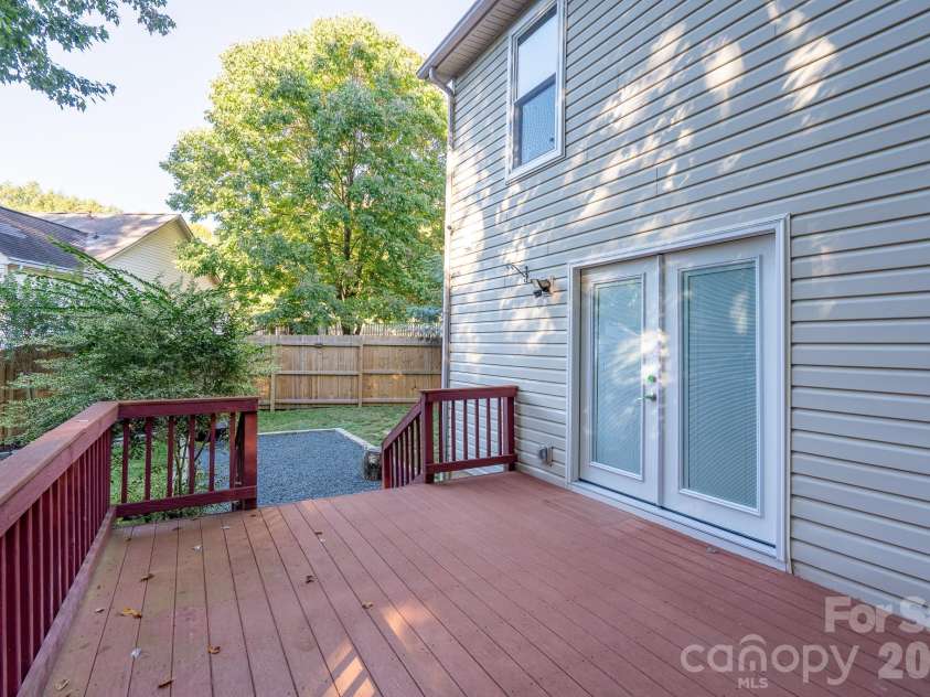 5418 Groveton Court, Charlotte, NC 28269.  MLS# CAR4433479, YatesRealty ID 57393. 