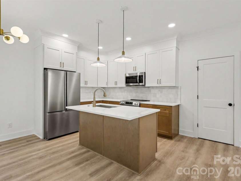 603 Lewis Street, Dallas, NC 28034.  MLS# CAR4431646, YatesRealty ID 57397. 