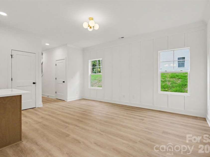 603 Lewis Street, Dallas, NC 28034.  MLS# CAR4431646, YatesRealty ID 57397. 