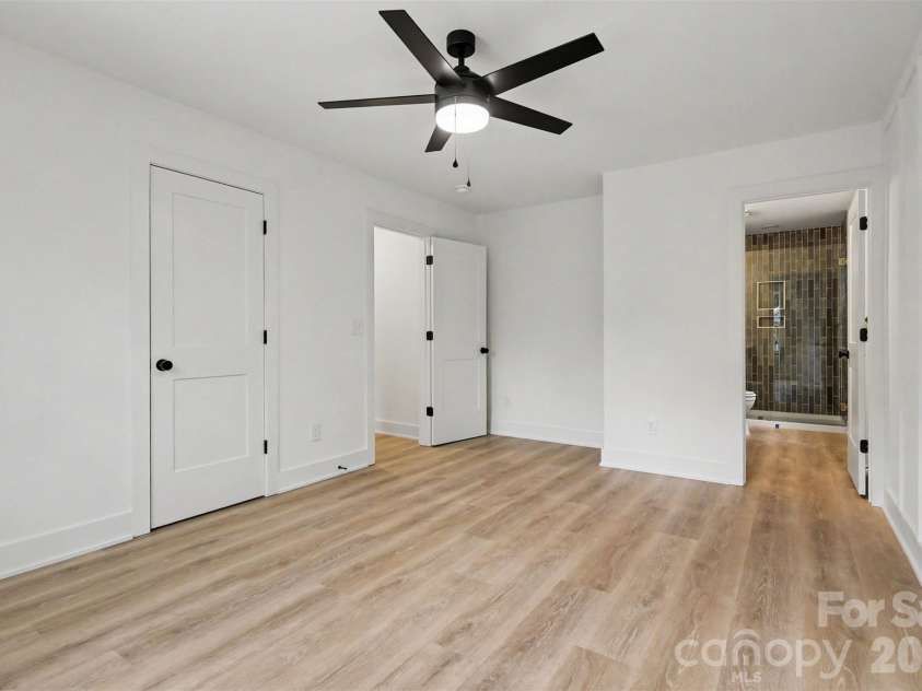 603 Lewis Street, Dallas, NC 28034.  MLS# CAR4431646, YatesRealty ID 57397. 