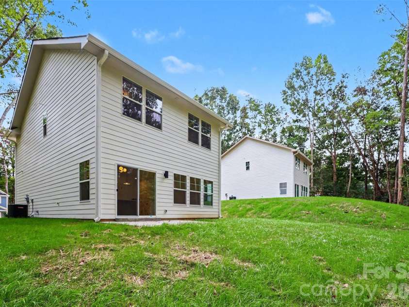 603 Lewis Street, Dallas, NC 28034.  MLS# CAR4431646, YatesRealty ID 57397. 