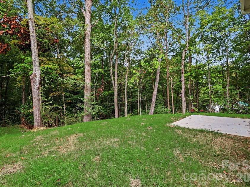 603 Lewis Street, Dallas, NC 28034.  MLS# CAR4431646, YatesRealty ID 57397. 