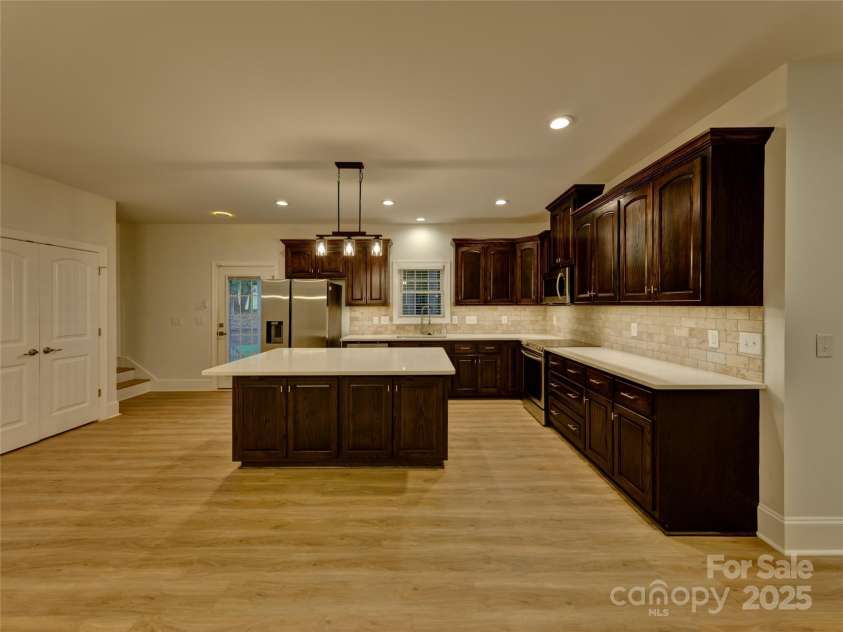 206 Montclair Drive, Locust, NC 28097.  MLS# CAR4305500, YatesRealty ID 574. Kitchen