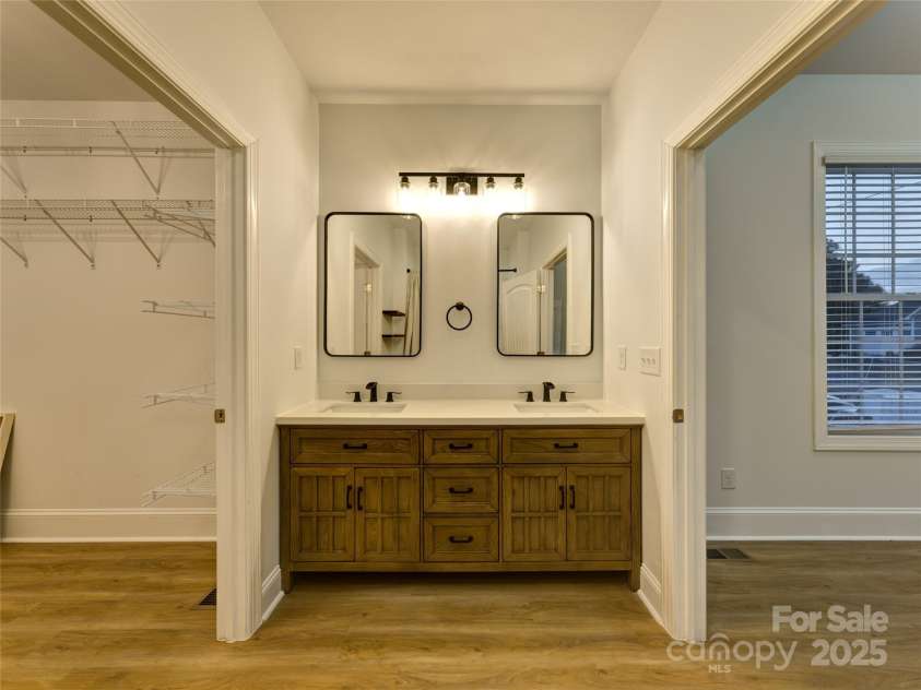 206 Montclair Drive, Locust, NC 28097.  MLS# CAR4305500, YatesRealty ID 574. Main Floor Master Bath