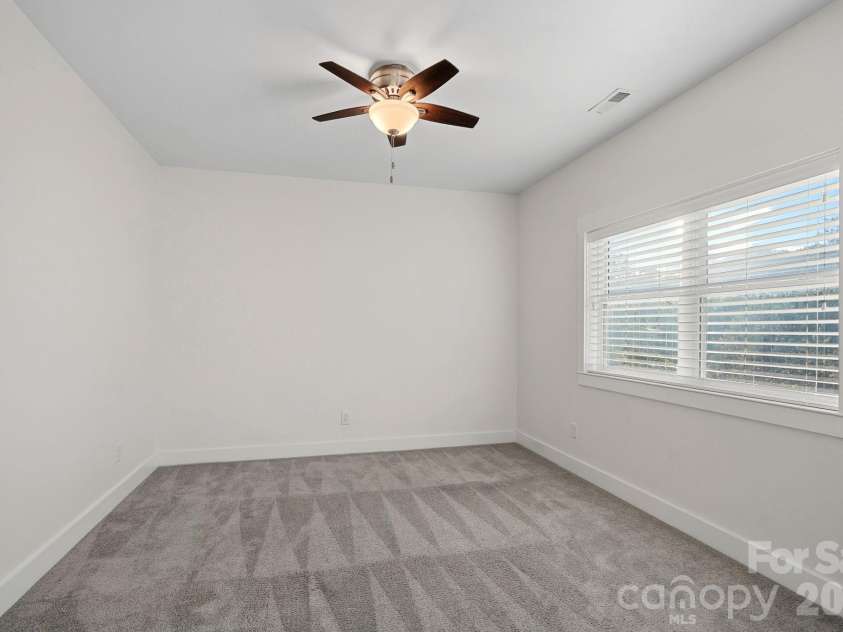 1333 Riverside Drive, Charlotte, NC 28214.  MLS# CAR4431741, YatesRealty ID 57404. 2nd Floor Bedroom 4