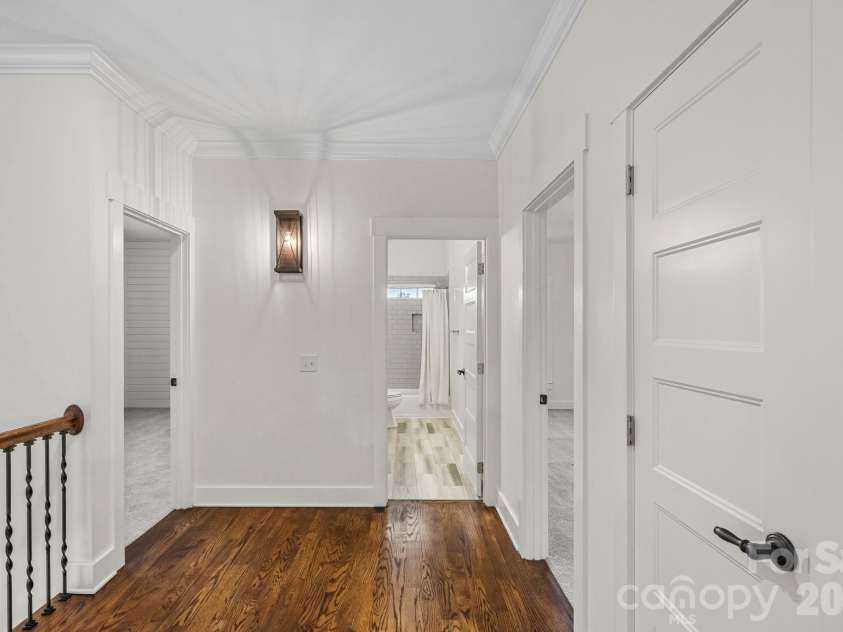 1333 Riverside Drive, Charlotte, NC 28214.  MLS# CAR4431741, YatesRealty ID 57404. 
