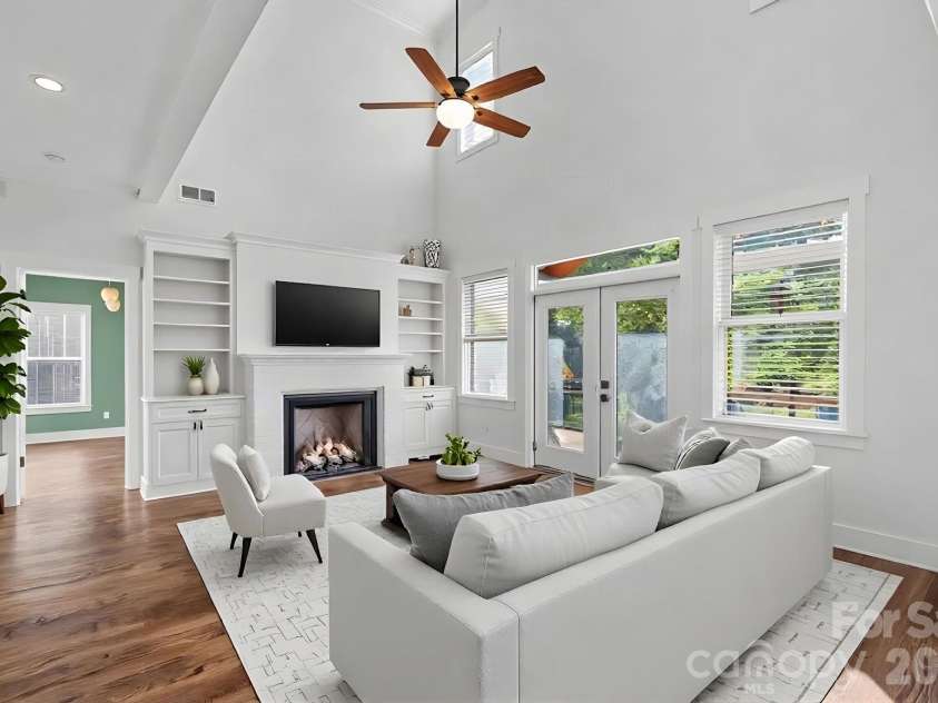 1333 Riverside Drive, Charlotte, NC 28214.  MLS# CAR4431741, YatesRealty ID 57404. Two story great room (Virtually Staged)