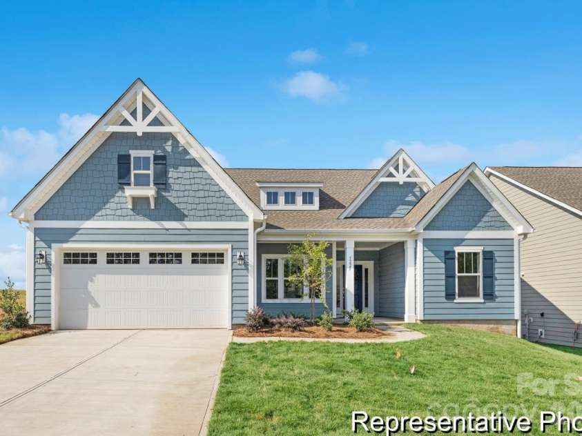 1762 Hunter Oaks Lane, Lincolnton, NC 28092.  MLS# CAR4435806, YatesRealty ID 57405. 