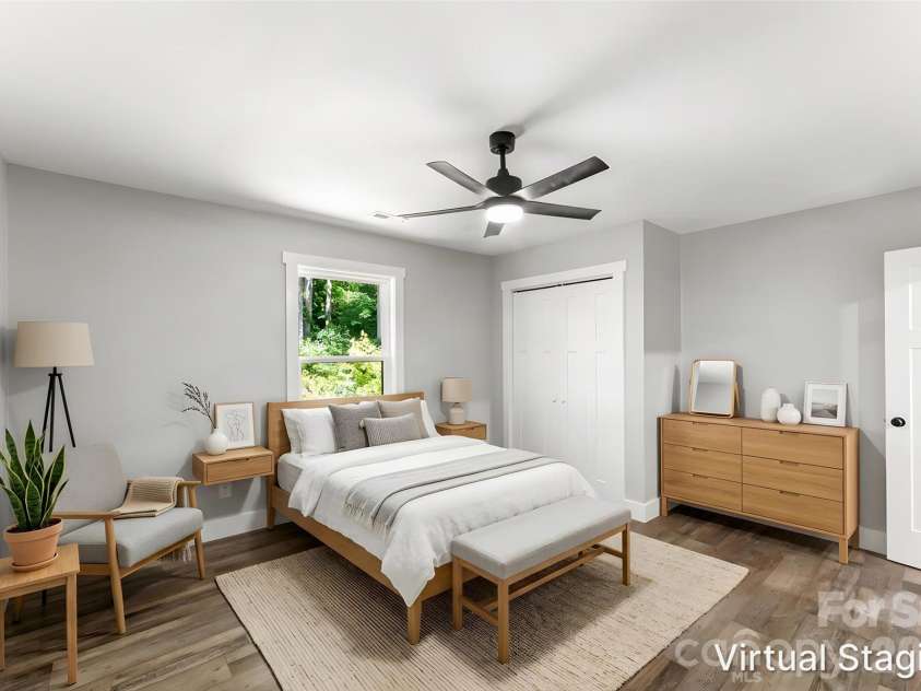 511 Blue Ridge Drive, Marion, NC 28752.  MLS# CAR4274590, YatesRealty ID 57406. 