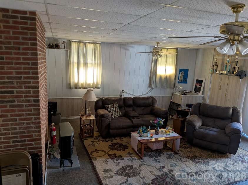 1379 Oakdale Road, Rock Hill, SC 29730.  MLS# CAR4433411, YatesRealty ID 57408. 
