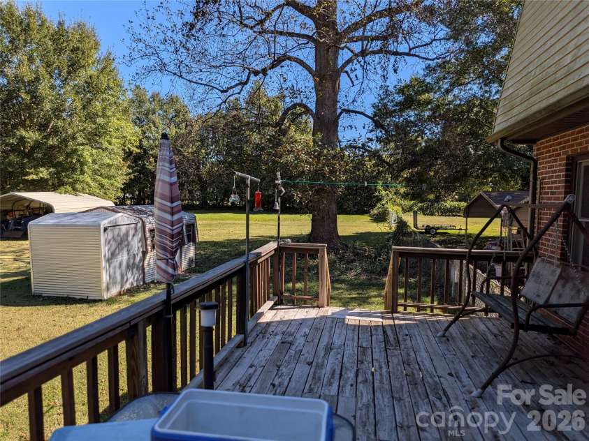 1379 Oakdale Road, Rock Hill, SC 29730.  MLS# CAR4433411, YatesRealty ID 57408. 