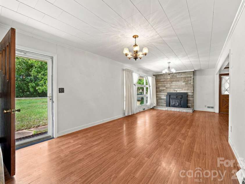 816 Central Avenue, Locust, NC 28097.  MLS# CAR4435834, YatesRealty ID 57419. Living room
