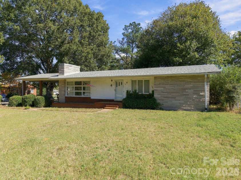 816 Central Avenue, Locust, NC 28097.  MLS# CAR4435834, YatesRealty ID 57419. Welcome Home 816 N Central Ave