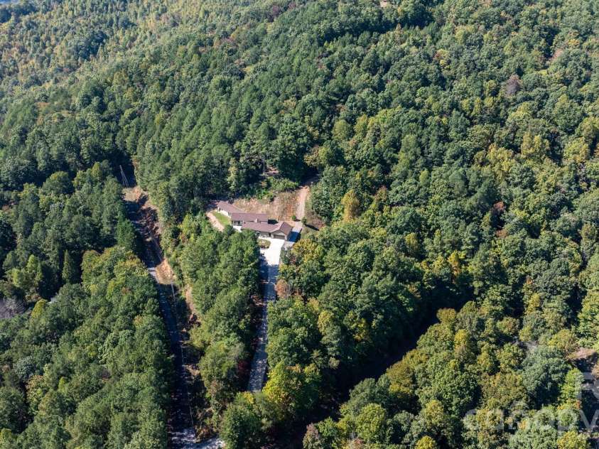 3353 Rock Creek Road, Morganton, NC 28655.  MLS# CAR4431357, YatesRealty ID 57420. 