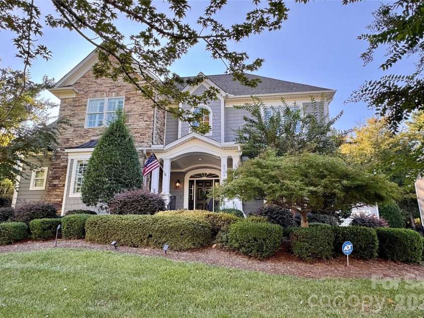 2909 Donegal Drive, Kannapolis, NC 28081.  MLS# CAR4435680, YatesRealty ID 57423. 2909 Donegal Drive in Kellswater Bridge