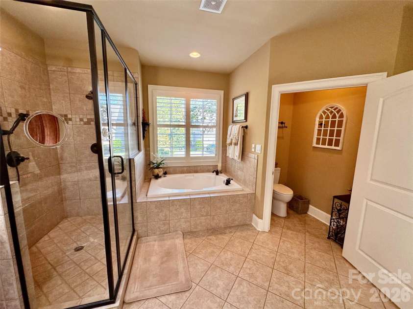 2909 Donegal Drive, Kannapolis, NC 28081.  MLS# CAR4435680, YatesRealty ID 57423. 