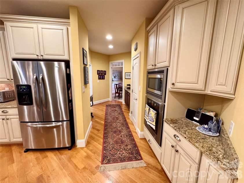 2909 Donegal Drive, Kannapolis, NC 28081.  MLS# CAR4435680, YatesRealty ID 57423. 