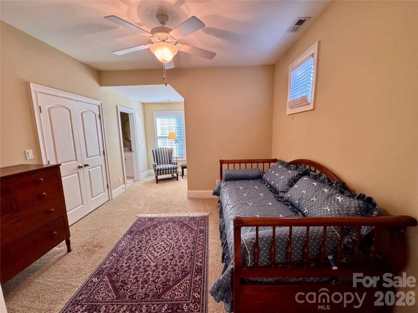 2909 Donegal Drive, Kannapolis, NC 28081.  MLS# CAR4435680, YatesRealty ID 57423. 