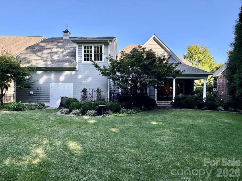 2909 Donegal Drive, Kannapolis, NC 28081.  MLS# CAR4435680, YatesRealty ID 57423. 