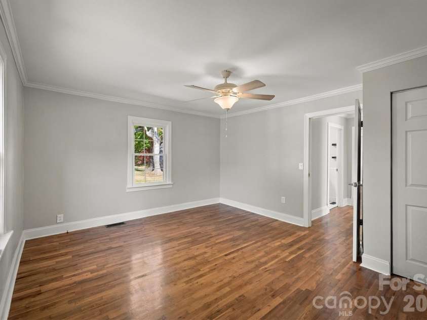 2941 Highland Drive, Lincolnton, NC 28092.  MLS# CAR4431446, YatesRealty ID 57433. 