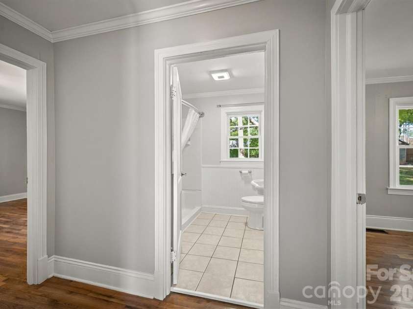 2941 Highland Drive, Lincolnton, NC 28092.  MLS# CAR4431446, YatesRealty ID 57433. 