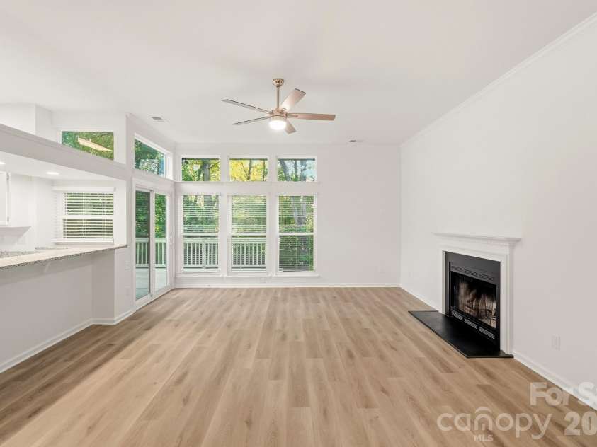 6044 Acadian Woods Drive, Charlotte, NC 28227.  MLS# CAR4430884, YatesRealty ID 57437. 
