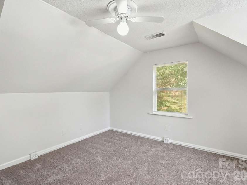 5111 Belcamp Lane, Charlotte, NC 28215.  MLS# CAR4435286, YatesRealty ID 57438. 