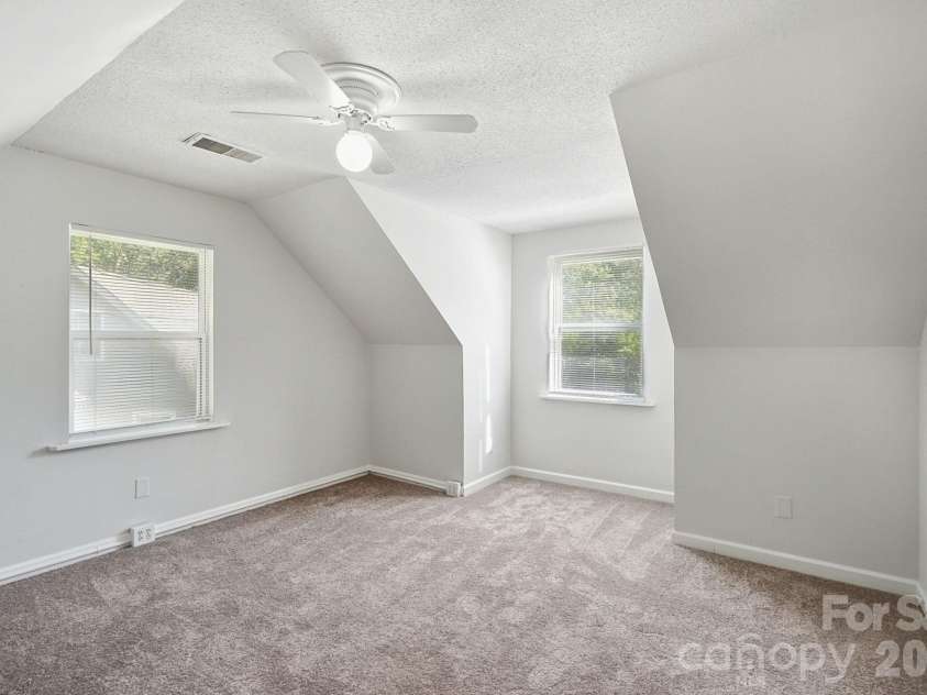 5111 Belcamp Lane, Charlotte, NC 28215.  MLS# CAR4435286, YatesRealty ID 57438. 