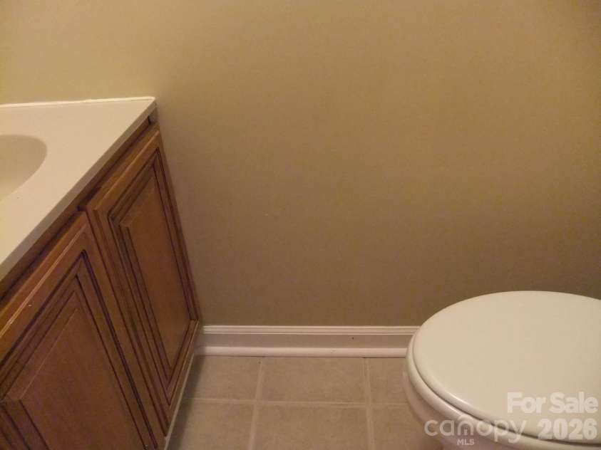 1629 and 1631 Harris Road, Fort Mill, SC 29708.  MLS# CAR4402038, YatesRealty ID 5744. 1631 Harris Half Bath