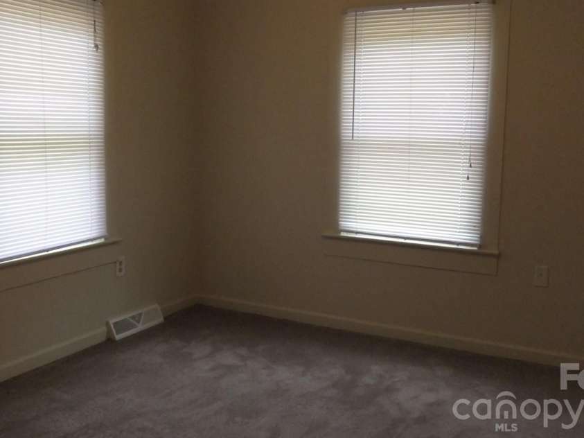 1629 and 1631 Harris Road, Fort Mill, SC 29708.  MLS# CAR4402038, YatesRealty ID 5744. BR 1