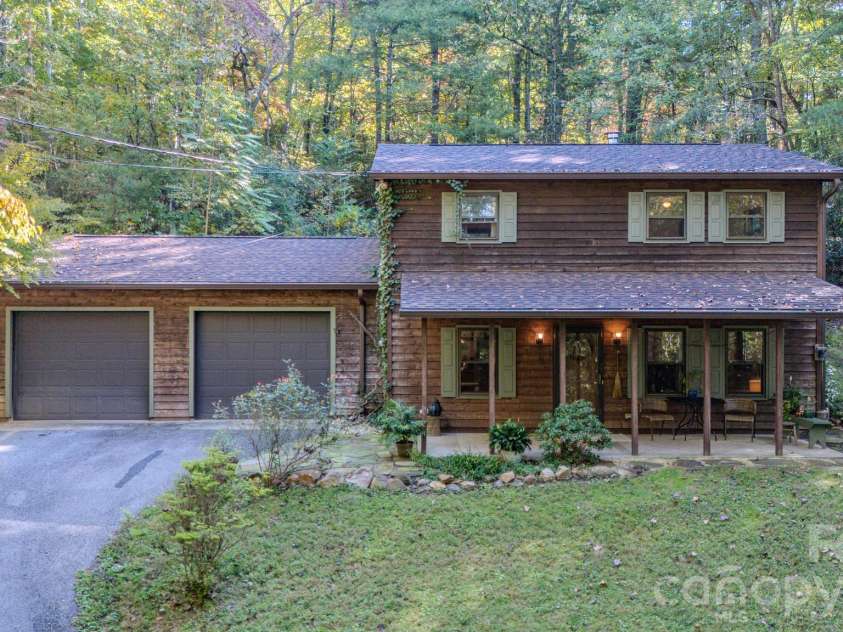 75 Harrison Hill Road, Swannanoa, NC 28778.  MLS# CAR4435357, YatesRealty ID 57440. 