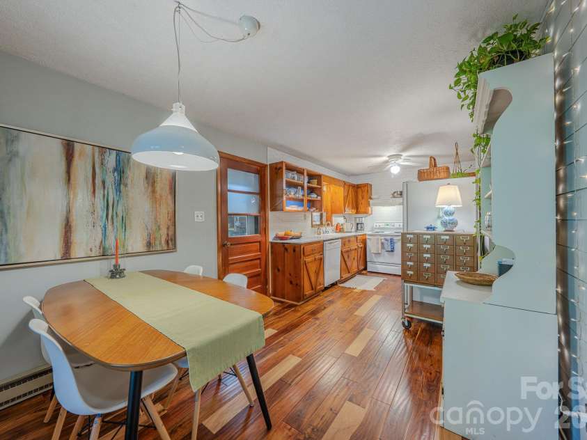 75 Harrison Hill Road, Swannanoa, NC 28778.  MLS# CAR4435357, YatesRealty ID 57440. 