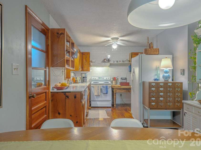 75 Harrison Hill Road, Swannanoa, NC 28778.  MLS# CAR4435357, YatesRealty ID 57440. 