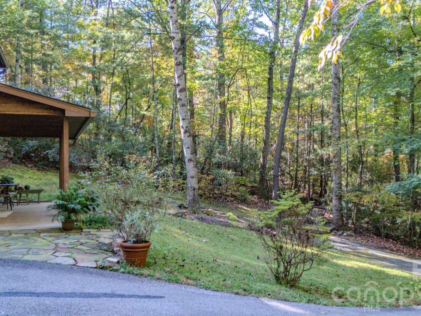 75 Harrison Hill Road, Swannanoa, NC 28778.  MLS# CAR4435357, YatesRealty ID 57440. 