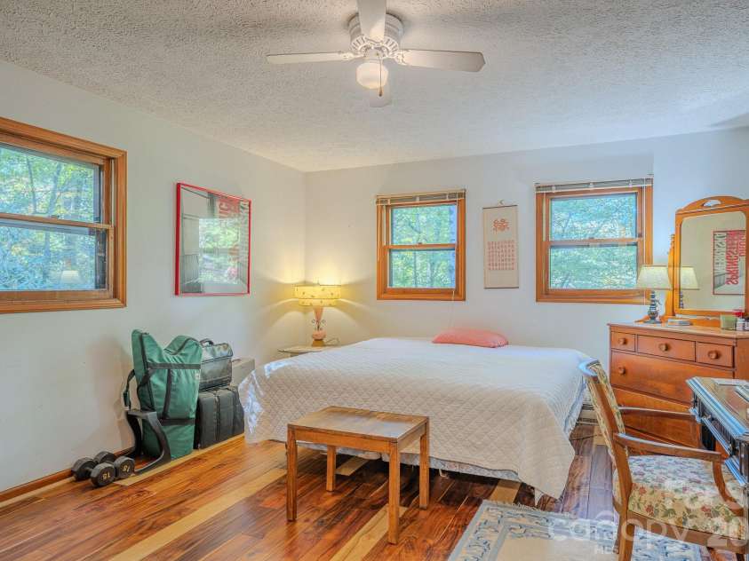 75 Harrison Hill Road, Swannanoa, NC 28778.  MLS# CAR4435357, YatesRealty ID 57440. 