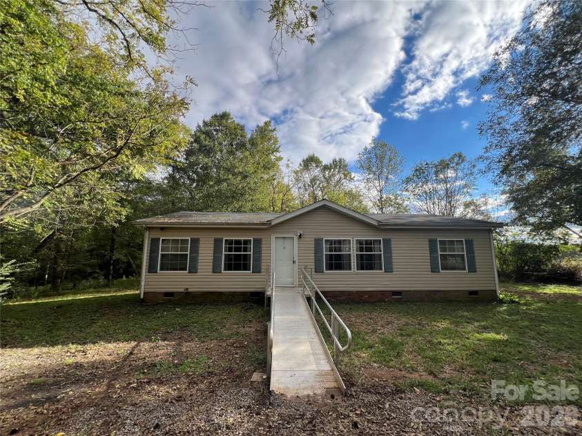 25838 Lingerfelt Road, Albemarle, NC 28001.  MLS# CAR4413650, YatesRealty ID 57442. 
