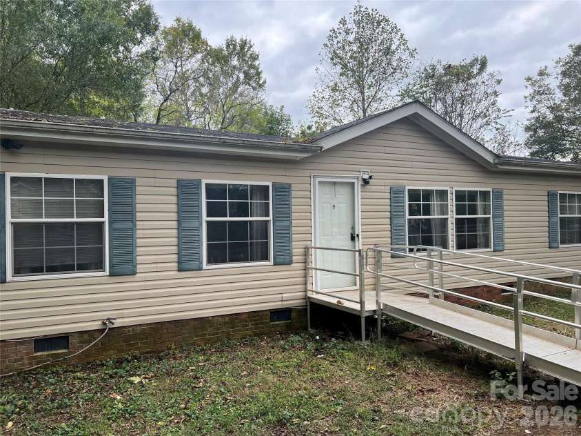 25838 Lingerfelt Road, Albemarle, NC 28001.  MLS# CAR4413650, YatesRealty ID 57442. 