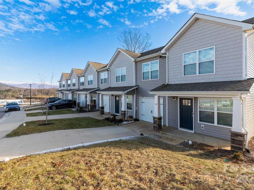 103 Gregory Court, Weaverville, NC 28787.  MLS# CAR4211989, YatesRealty ID 5745. 