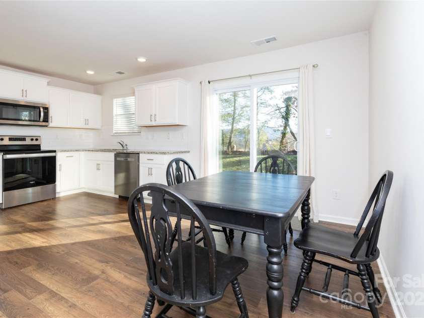 103 Gregory Court, Weaverville, NC 28787.  MLS# CAR4211989, YatesRealty ID 5745. Shake style cabinetry