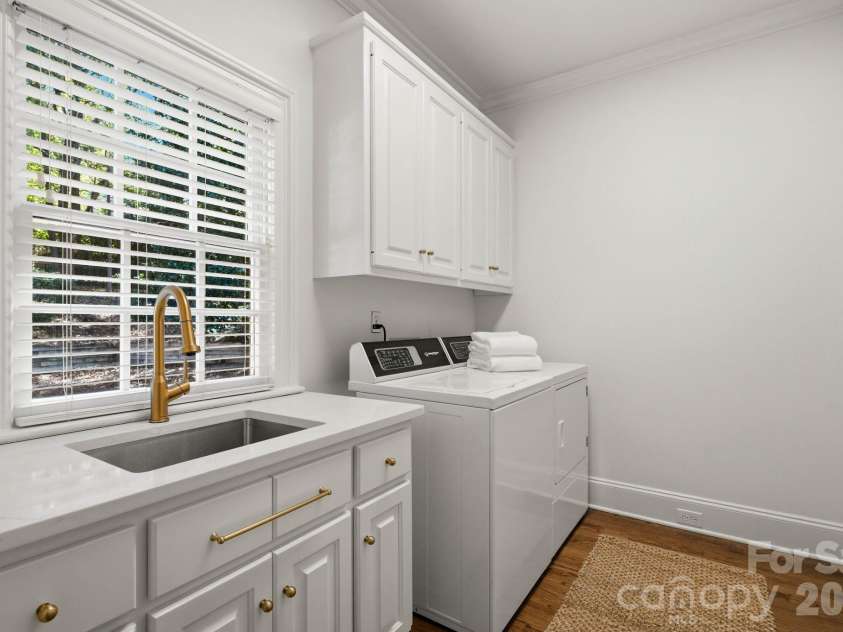 1211 Jericho Lane, Charlotte, NC 28270.  MLS# CAR4433855, YatesRealty ID 57454. 