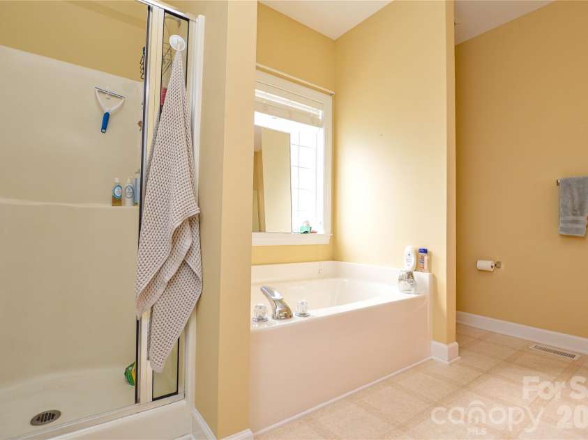 8819 Erbach Lane, Mount Pleasant, NC 28124.  MLS# CAR4434040, YatesRealty ID 57456. 
