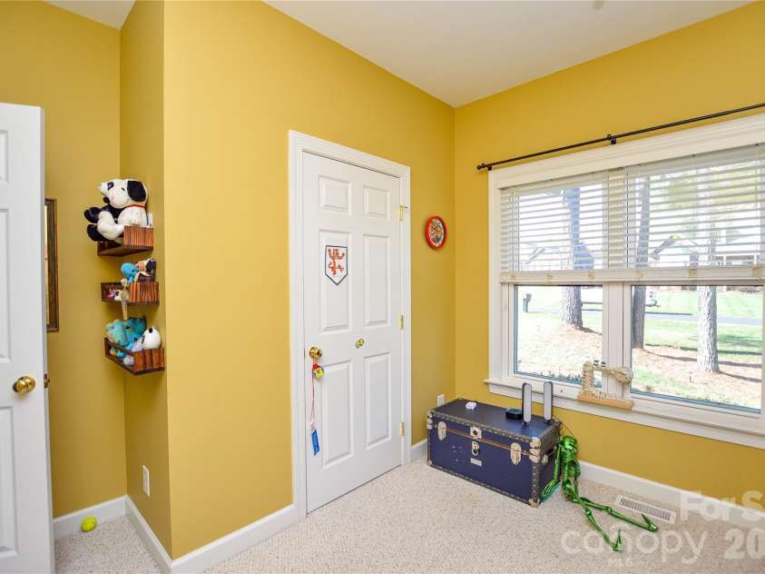 8819 Erbach Lane, Mount Pleasant, NC 28124.  MLS# CAR4434040, YatesRealty ID 57456. 
