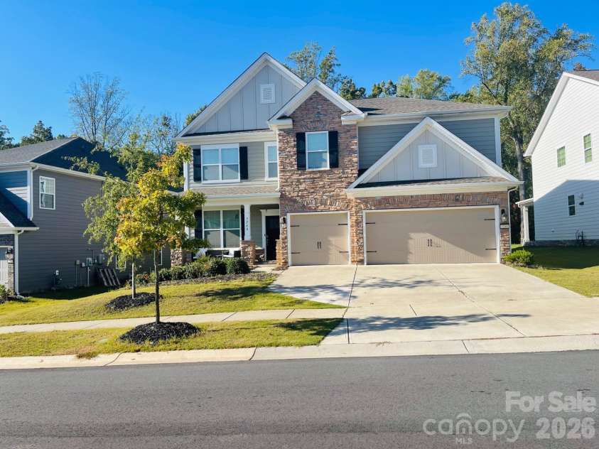 3248 Stephen Pace Trail, Huntersville, NC 28078.  MLS# CAR4435885, YatesRealty ID 57461. 