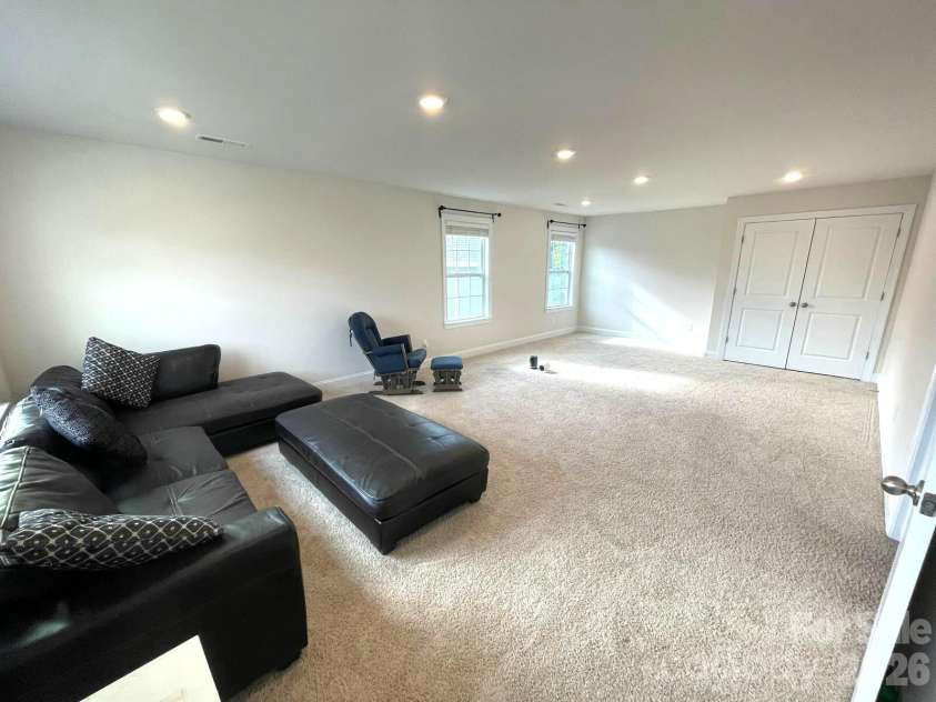 3248 Stephen Pace Trail, Huntersville, NC 28078.  MLS# CAR4435885, YatesRealty ID 57461. 