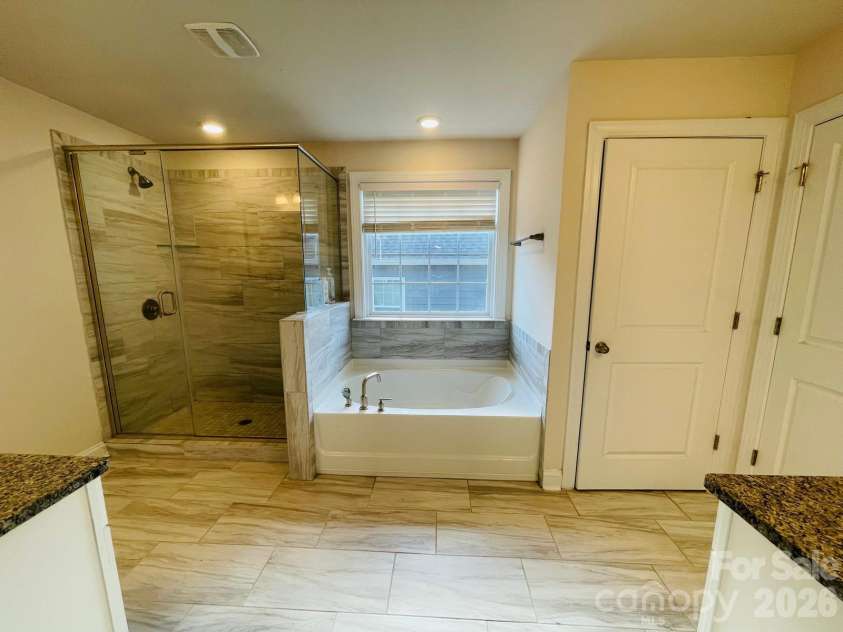 3248 Stephen Pace Trail, Huntersville, NC 28078.  MLS# CAR4435885, YatesRealty ID 57461. 