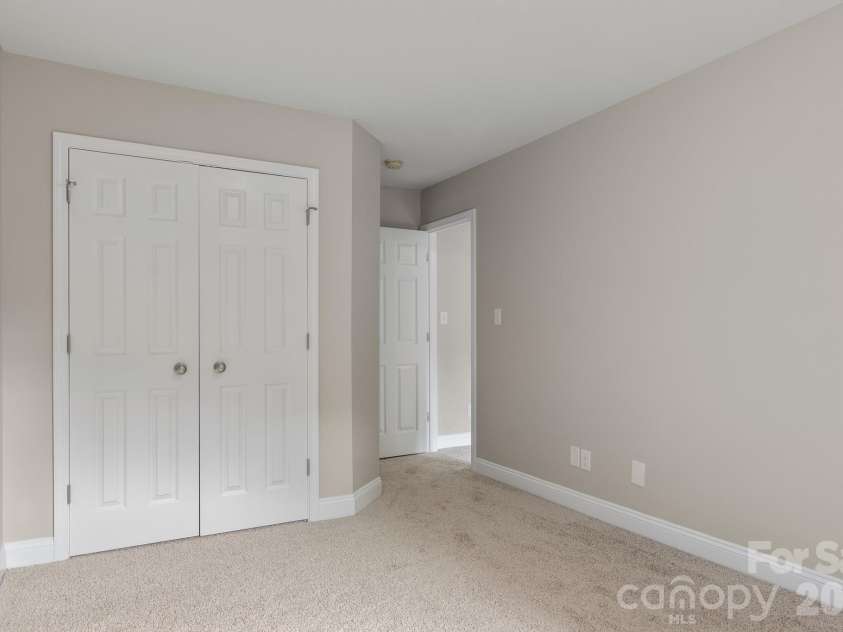 139 Scarlet Tanager Road, Troutman, NC 28166.  MLS# CAR4430438, YatesRealty ID 57465. 